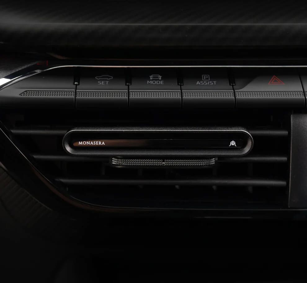 Autoduft-Set in Schwarz + 2 Refills